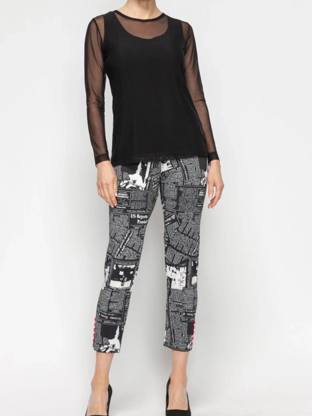 IC Collection $125 Newspaper Printed Button-Hem Slim Crop Pants Pull On Black